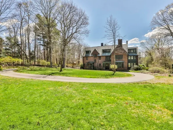 341 Highland St, Milton, MA 02186