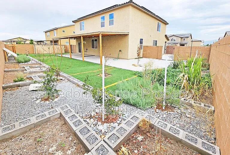 3821 E Weld Ave — Photo 38