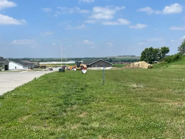 104 W 14th St, Madison, NE 68748