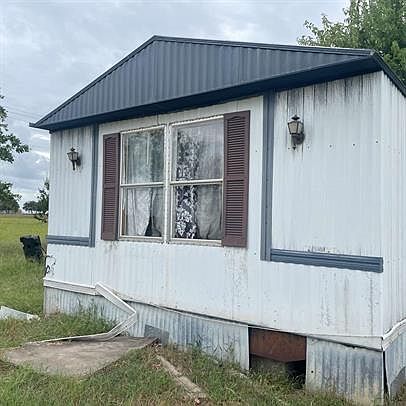 1st image of 117 Country Living Ln