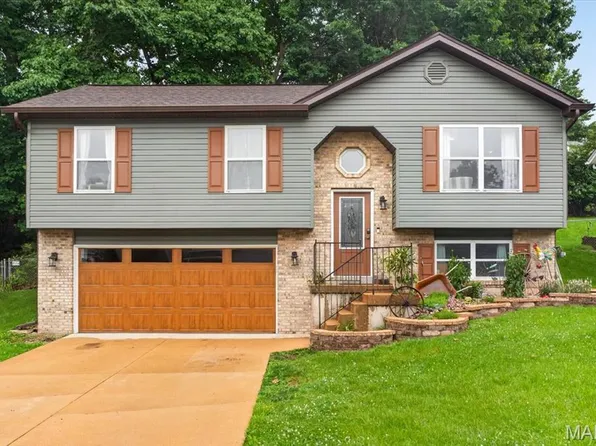 2208 Sonora Dr, Arnold, MO 63010