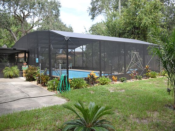 4th image of 2615 Silver Palm Dr