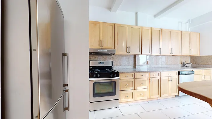 Rented by Bond New York | media 40