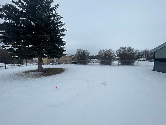 2nd image of 222 Shadowwood Dr