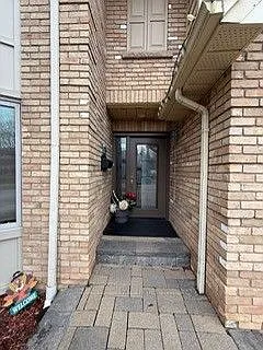 4 bed, $4,950 — Photo 2