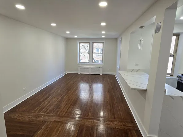 48-20 44th St APT 4D, Woodside, NY 11377