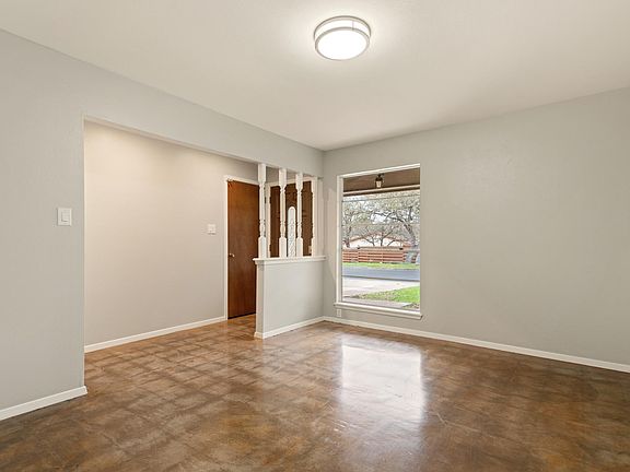 2nd image of 2311 Falcon Hill Dr