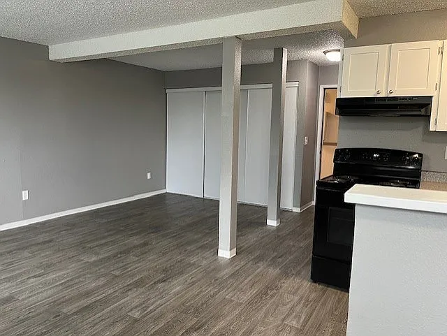 Riverbend Terrace Apartments — Photo 24