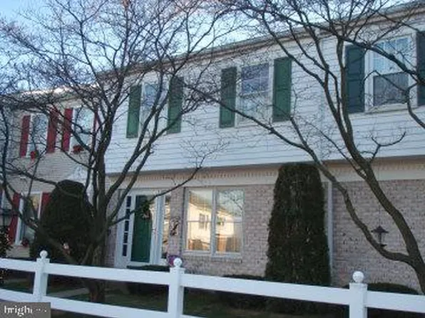 1818 Carlton Dr, Lebanon, PA 17042