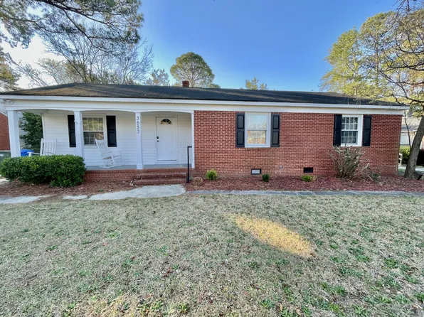 3533 Furman Dr, Fayetteville, NC 28304
