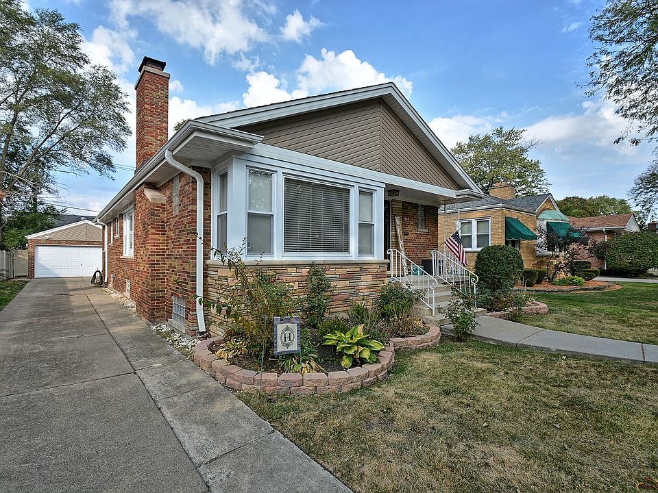 1st image of 9610 S Claremont Ave