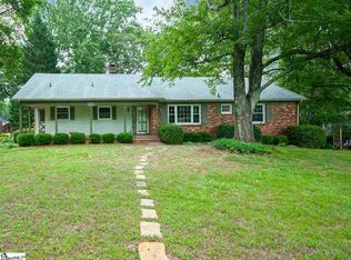 201 Sweetbriar Rd, Greenville, SC 29615