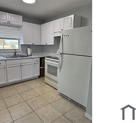 3rd image of 1358 Old Bridge Rd APT A