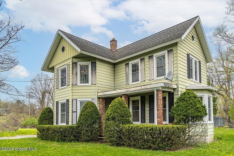 5th image of 2145 New Scotland Road