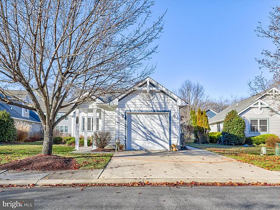 2nd image of 33854 Waterside Dr #22