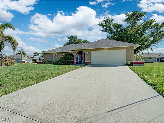 4th image of 2613 SW 21st Pl
