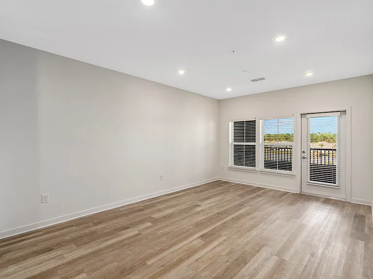 Cavala Apartments — Photo 55