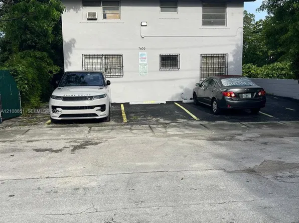 7630 NE 2nd Ct APT 3, Miami, FL 33138