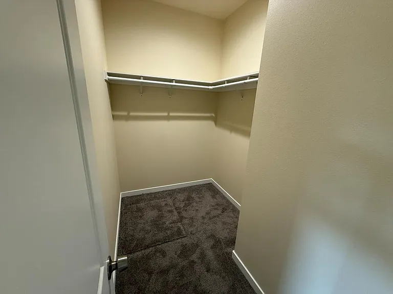 Unit Photo
