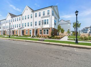 15 Signal Ave, Oceanport, NJ 07757