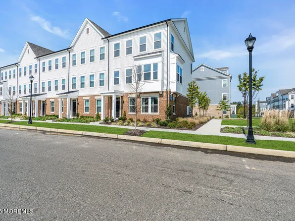 15 Signal Avenue, Oceanport, NJ 07757