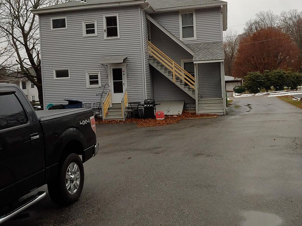1st image of 15 Lake St #1