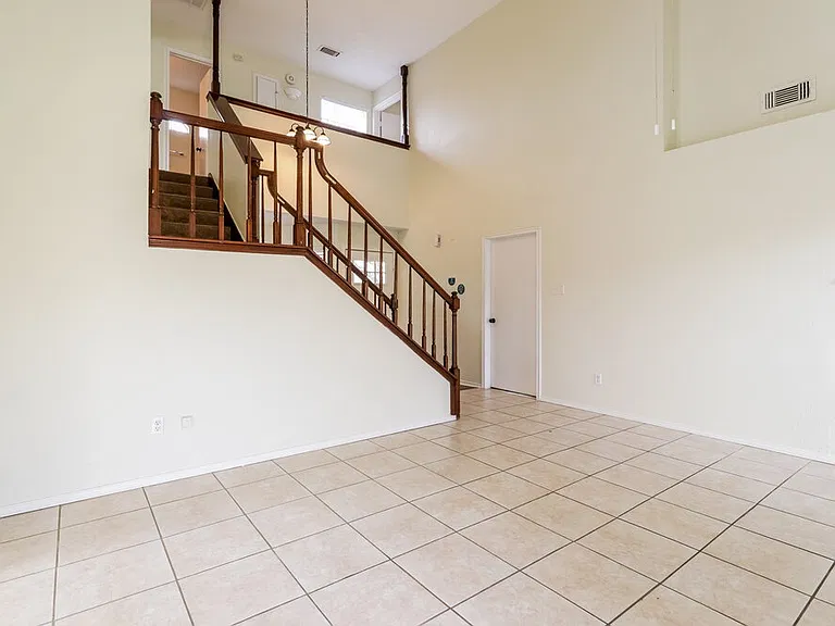 20110 River Brook Dr — Photo 4