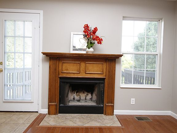 5th image of 2402 Egret Dr