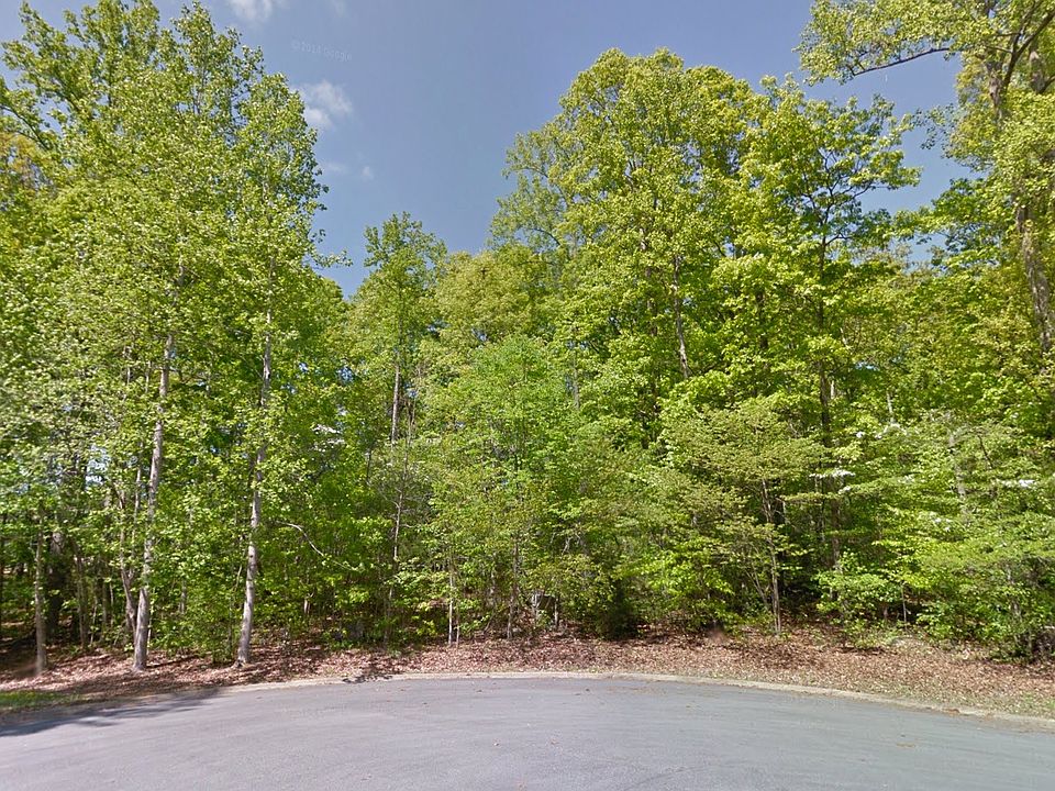 2nd image of 2709 Monarch Dr