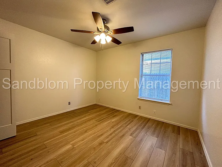 8928 E 87th Pl — Photo 14