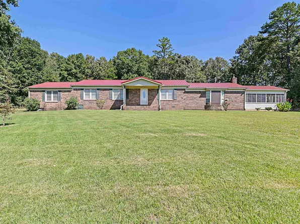 315 Fish Pond Rd, Bethel Springs, TN 38315