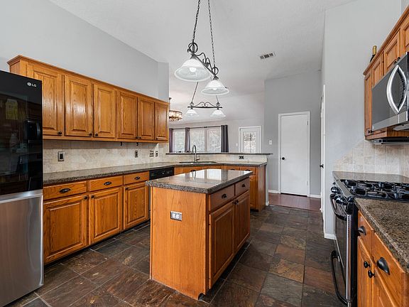 5th image of 1721 Purple Martin Cv