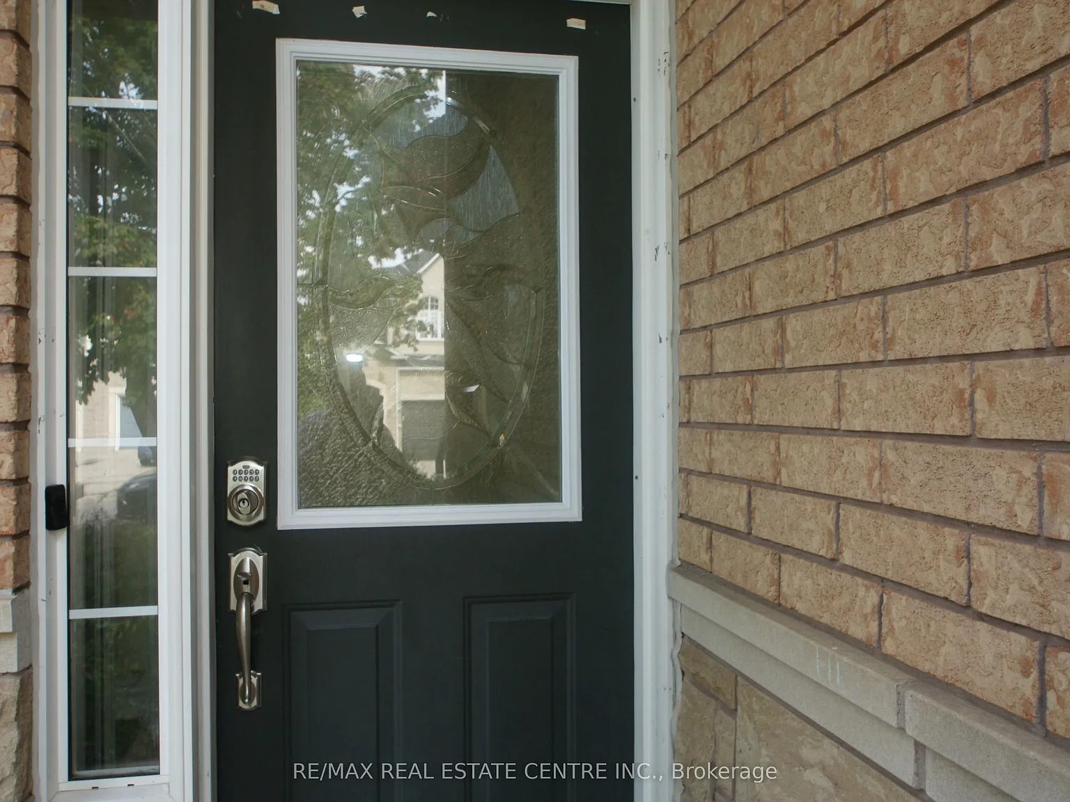 4 bed, $3,500 — Photo 2