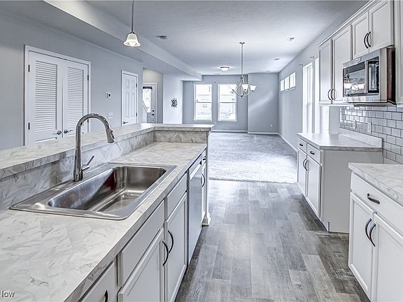 3rd image of 3562 Gerome Ct