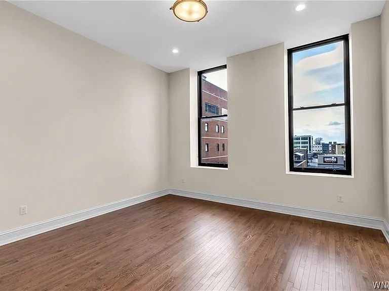 674 Main St #3 — Photo 36