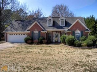 52 Planters Dr, Cartersville, GA 30120