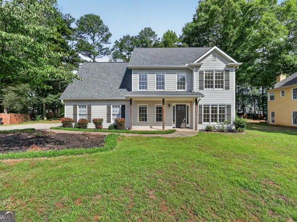 2232 Woodbriar Dr, Buford, GA 30518
