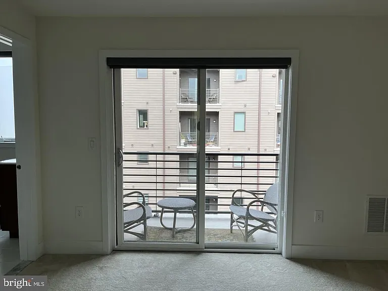 916 Lakeview Ct #36 — Photo 10