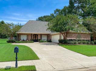 100 Bainbridge Xing, Canton, MS 39046