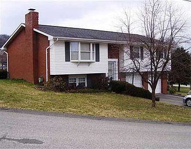 1st image of 165 Crest View Dr