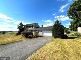 2365 Stumptown Rd, Lancaster, PA 17602
