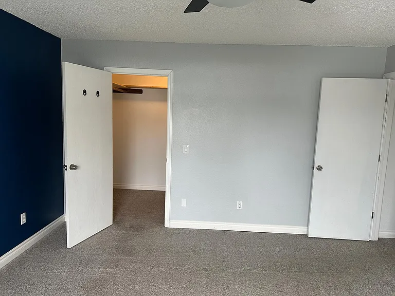 1001 W 77th Ave — Photo 23