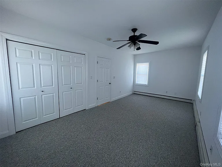 445 W Walnut St #UPPER — Photo 4
