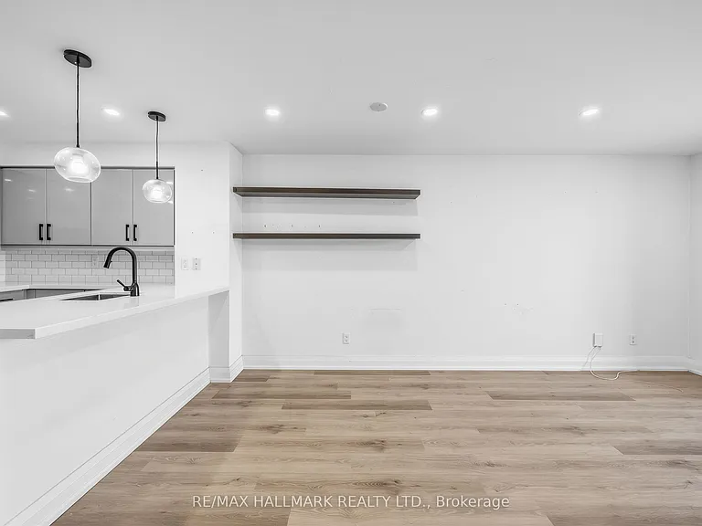 50 Lynn Williams St #1410 — Photo 8