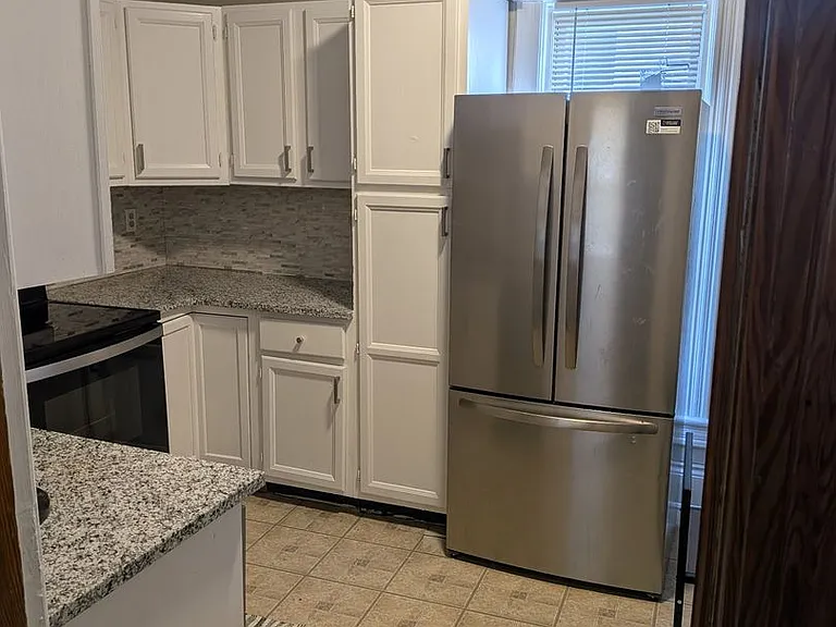 518 Washtenaw Ave — Photo 13