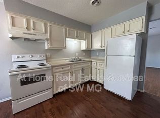 728 E Walnut St APT 9, Springfield, MO 65806