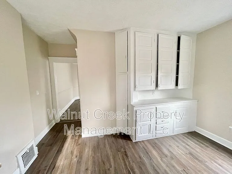 1728-1730 E 30th St #1730 — Photo 7