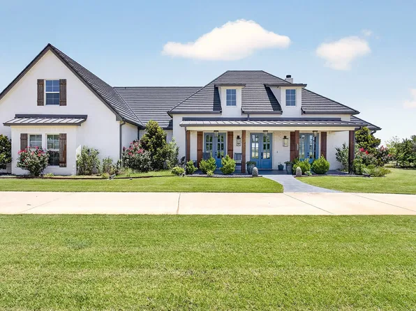 3008 Perkins Ln, Weatherford, TX 76088