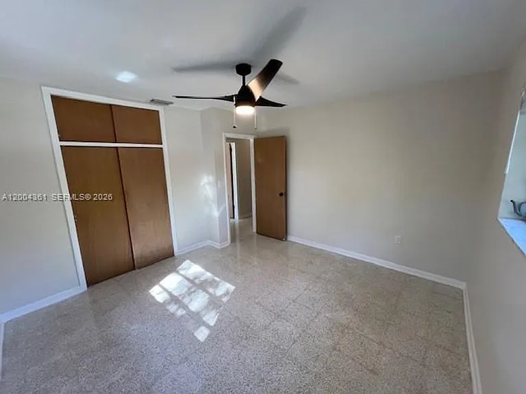 2500 SW 58th Ave — Photo 18