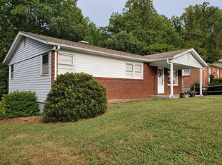 812 Augusta St, Martinsville, VA 24112